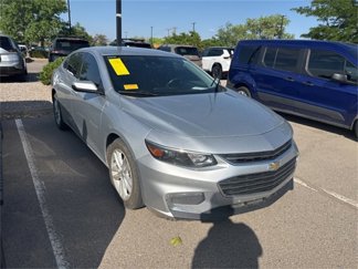 Used 2018 Chevrolet Malibu LT w/ Driver Confidence Package image 1