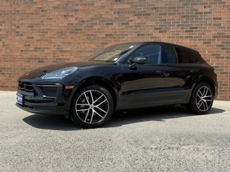 Used 2024 Porsche Macan image 1