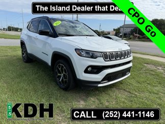 Used 2024 Jeep Compass Limited image 1