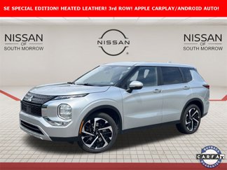 Used 2023 Mitsubishi Outlander SE image 1