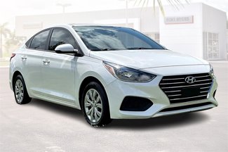 Used 2022 Hyundai Accent SE image 1