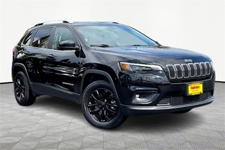 Used 2019 Jeep Cherokee Latitude Plus w/ Comfort/Convenience Group image 1