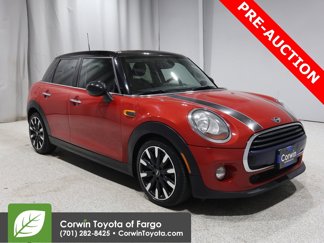 Used 2017 MINI Cooper 4-Door Hardtop image 1