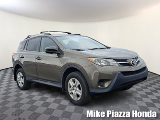 Used 2014 Toyota RAV4 LE image 1