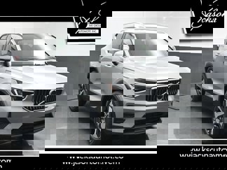 New 2025 Volvo XC40 B5 Core w/ Protection Package Premier image 1