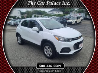 Used 2018 Chevrolet Trax LS image 1
