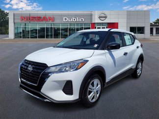 New 2025 Nissan Kicks Play S image 1