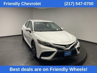 Used 2021 Toyota Camry SE w/ Blackout Package (TMS) image 1