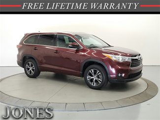Used 2016 Toyota Highlander XLE image 1