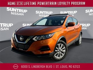 Used 2020 Nissan Rogue Sport SV image 1