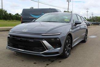 New 2025 Hyundai Sonata SEL image 1