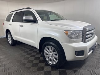Used 2010 Toyota Sequoia Platinum image 1