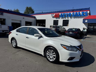 Used 2016 Nissan Altima 2.5 image 1