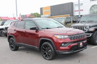 Used 2022 Jeep Compass Altitude w/ Convenience Group image 1