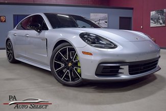 Used 2018 Porsche Panamera 4 image 1
