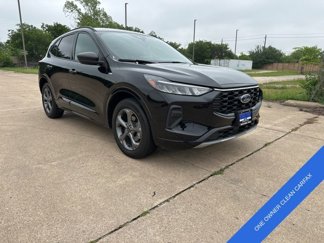 Used 2023 Ford Escape ST-Line image 1