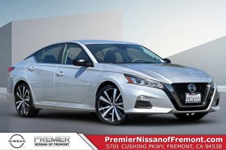 Certified 2022 Nissan Altima 2.5 SR image 1