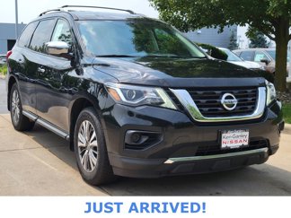 Used 2019 Nissan Pathfinder S image 1