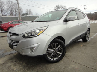 Used 2015 Hyundai Tucson SE image 1