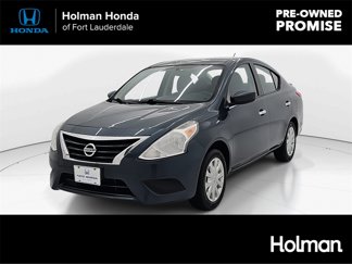 Used 2016 Nissan Versa SV image 1