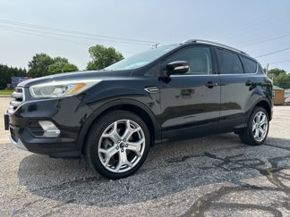 Used 2017 Ford Escape Titanium image 1