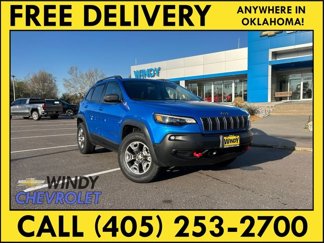 Used 2019 Jeep Cherokee Trailhawk image 1