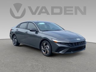 New 2025 Hyundai Elantra Sport image 1