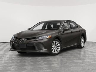 Used 2018 Toyota Camry LE image 1
