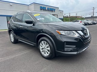 Used 2020 Nissan Rogue SV image 1