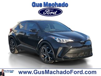 Used 2022 Toyota C-HR XLE image 1