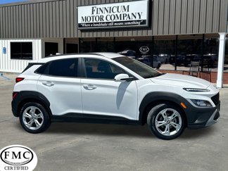 Used 2023 Hyundai Kona SEL image 1