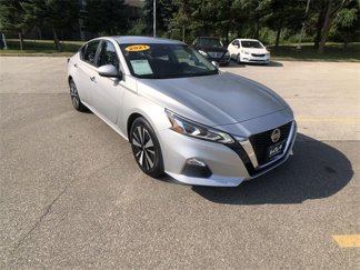 Used 2021 Nissan Altima 2.5 SV image 1