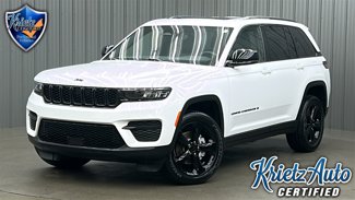 Used 2023 Jeep Grand Cherokee Altitude image 1