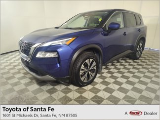 Used 2023 Nissan Rogue SV image 1