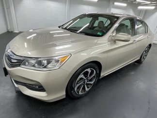 Certified 2017 Honda Accord EX-L image 1