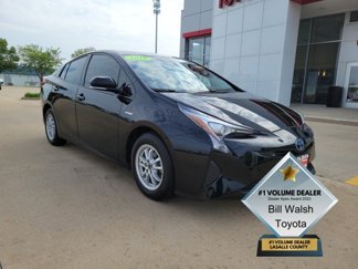 Used 2018 Toyota Prius Four image 1