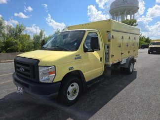 Used 2019 Ford E-450 and Econoline 450 Super Duty w/ Power Windows & Locks Group image 1