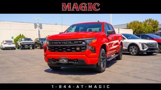 Used 2023 Chevrolet Silverado 1500 Custom image 1