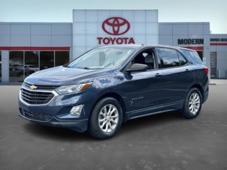 Used 2019 Chevrolet Equinox LS w/ LS Convenience Package image 1