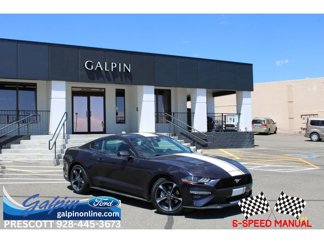 Used 2022 Ford Mustang Coupe image 1