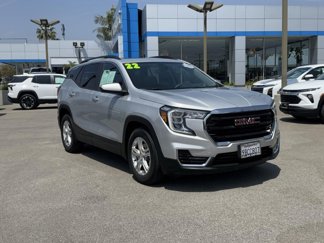 Used 2022 GMC Terrain SLE w/ Driver Convenience Package image 1