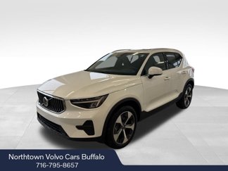 New 2025 Volvo XC40 B5 Core w/ Protection Package Premier image 1