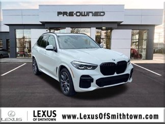 Used 2022 BMW X5 xDrive40i w/ M Sport Package image 1