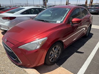 Used 2019 Toyota Yaris L image 1