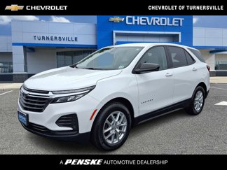 Certified 2022 Chevrolet Equinox LS w/ LS Convenience Package image 1