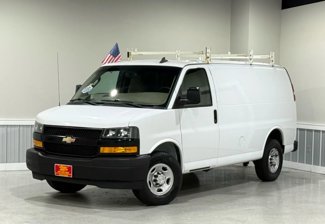 Used 2018 Chevrolet Express 3500 image 1