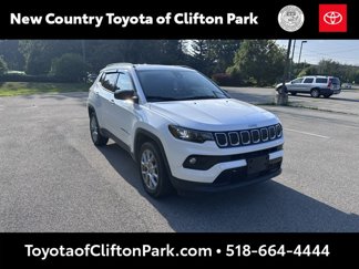 Used 2022 Jeep Compass Latitude image 1
