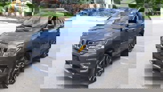 Used 2018 Jeep Compass Limited w/ Navigation Group image 1