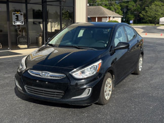Used 2017 Hyundai Accent SE image 1