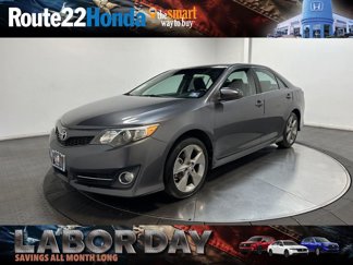 Used 2014 Toyota Camry SE image 1